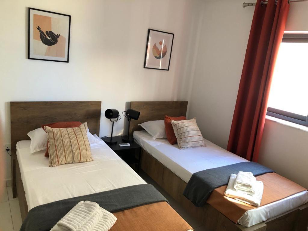 Brand New Apartment 2 Mins From Seafront San Pawl il-Baħar Kültér fotó